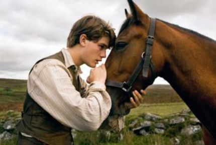 Here's The First Trailer For Steven Spielberg's New Movie WAR HORSE!